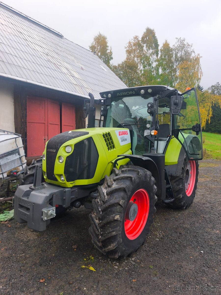 CLAAS ARION 620