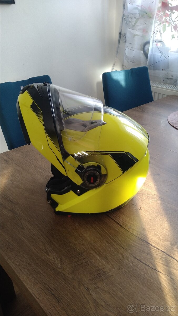 Vyklápěcí helma LS2