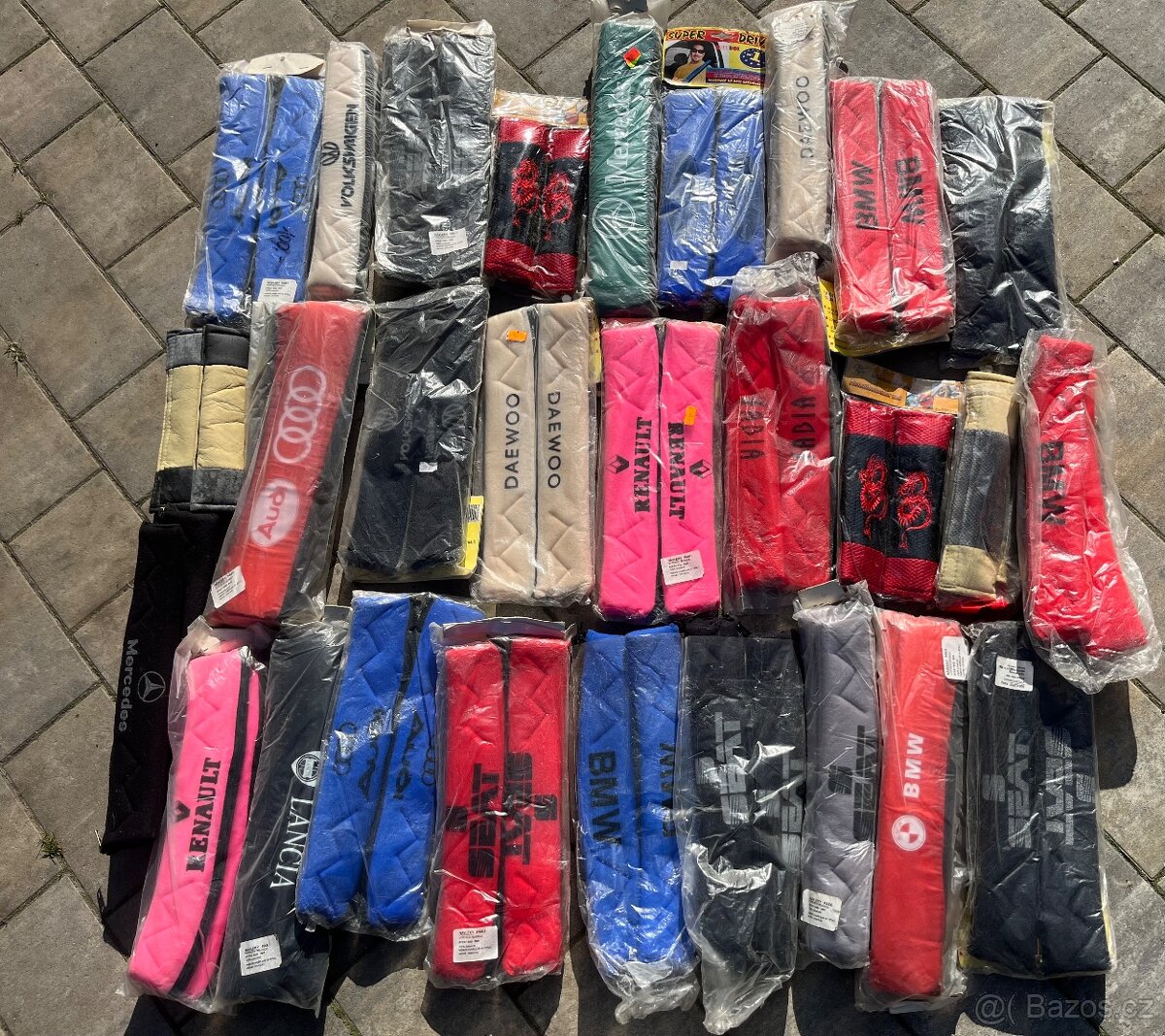 Návleky na pásy - 27kusů