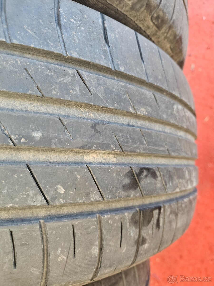 225/55R17 97W EfficientGrip Performance GOODYEAR