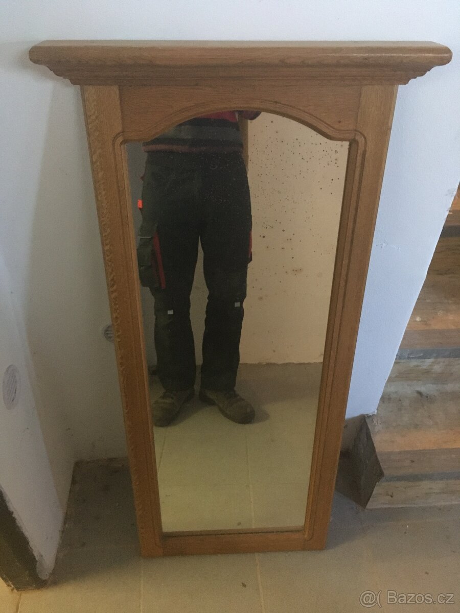 Dřevěné zrcadlo masiv