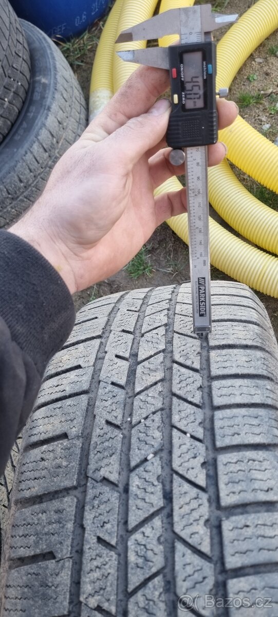 235 / 60 R 17 Continental zimní
