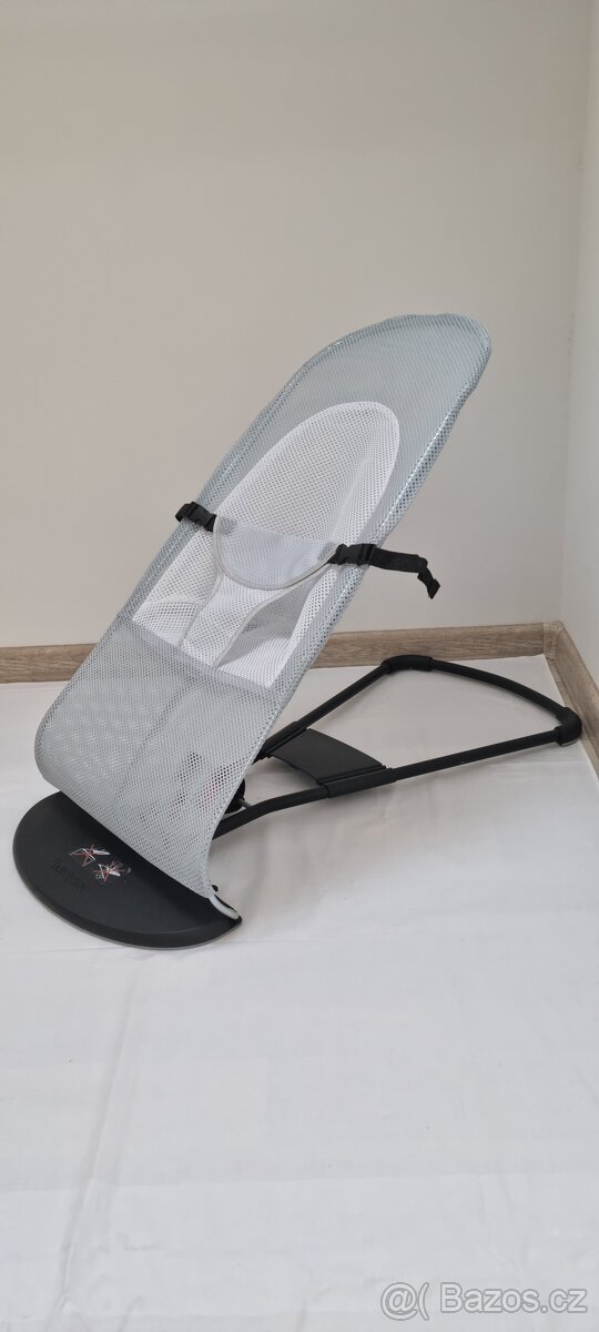 Nové, síťované potahy na lehátko BabyBjörn