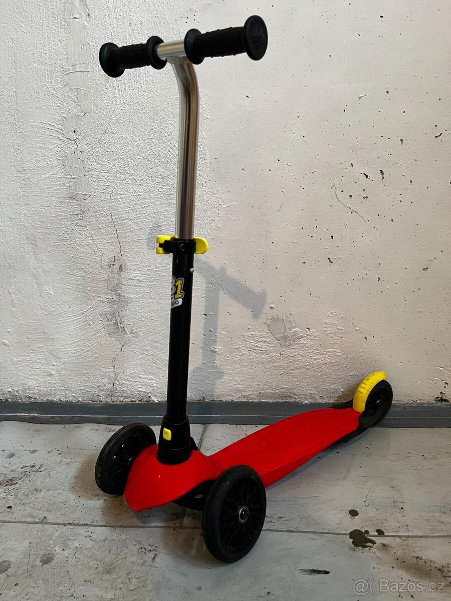 Dětská koloběžka Oxelo B1