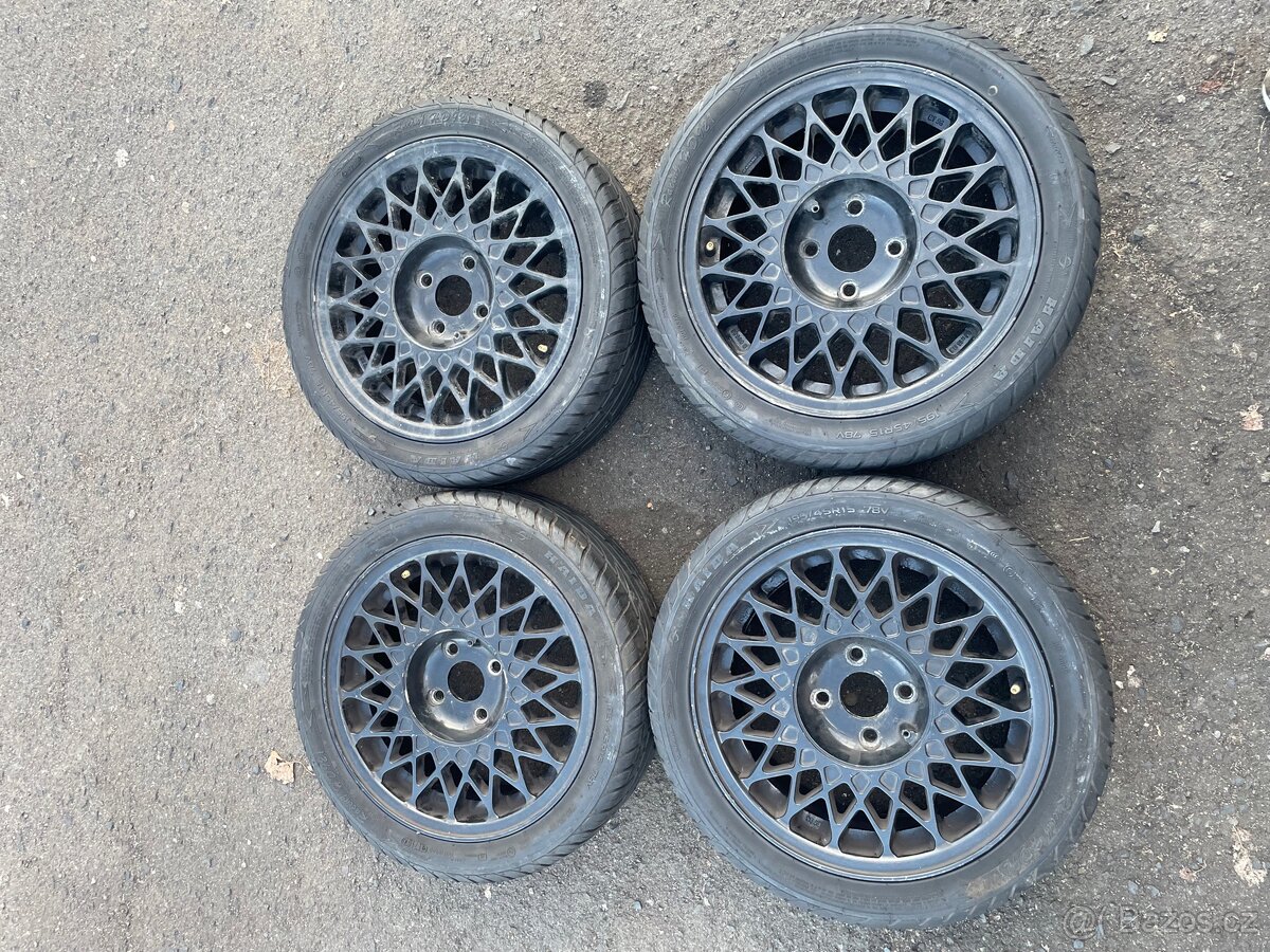 Alu kola 4x100