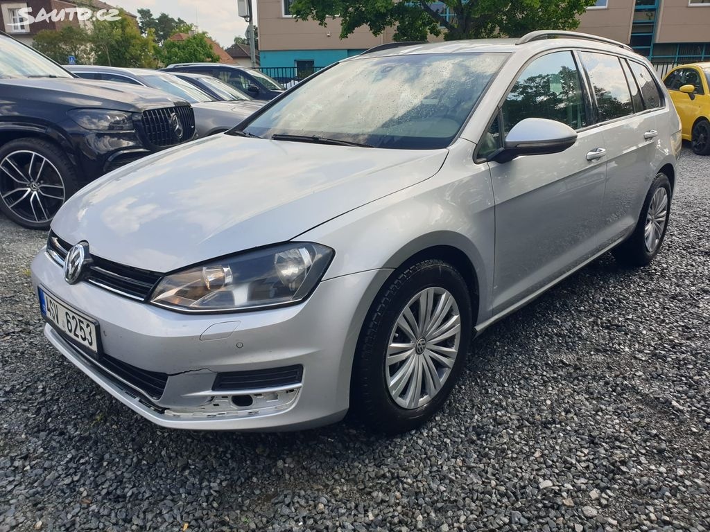 Volkswagen Golf, automobil na opravu DSG