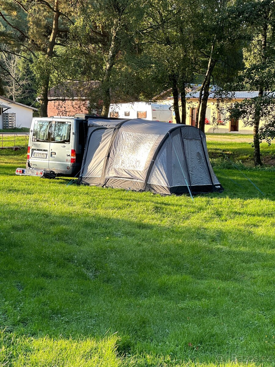 Předstan k obytné dodávce