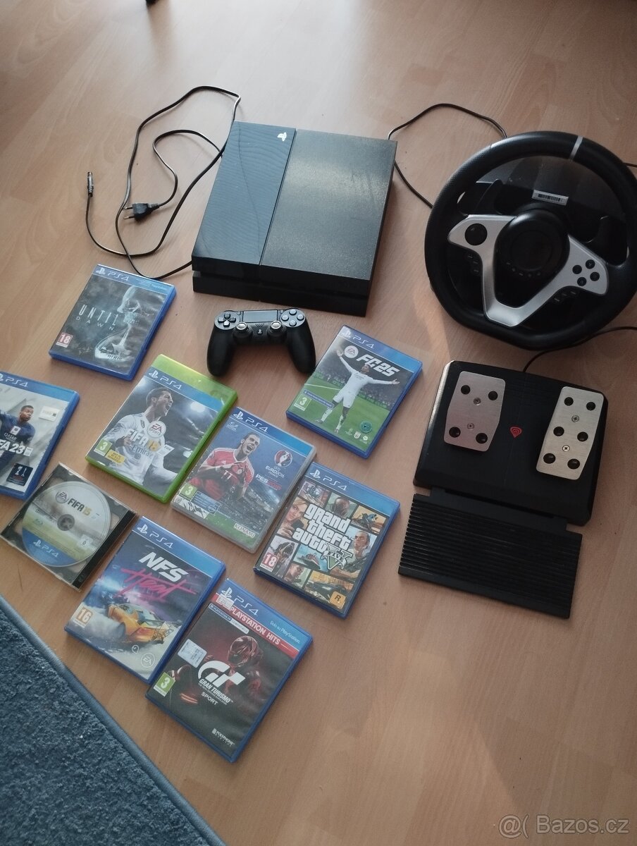 Ps4 + příslušenství