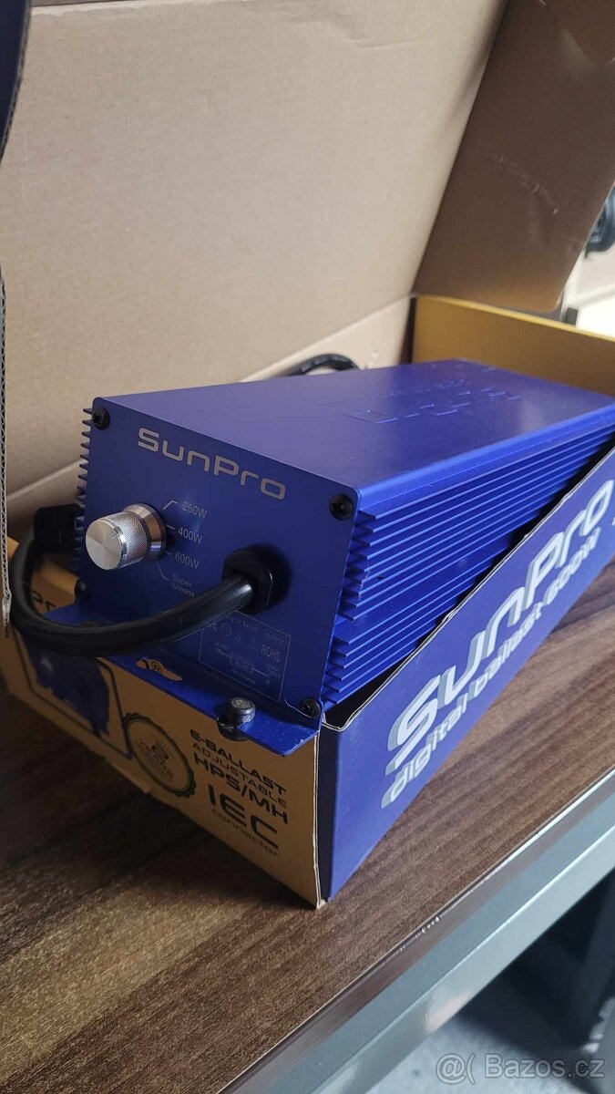 Elektronický předřadník SunPro 600W, 230V, IEC konektor