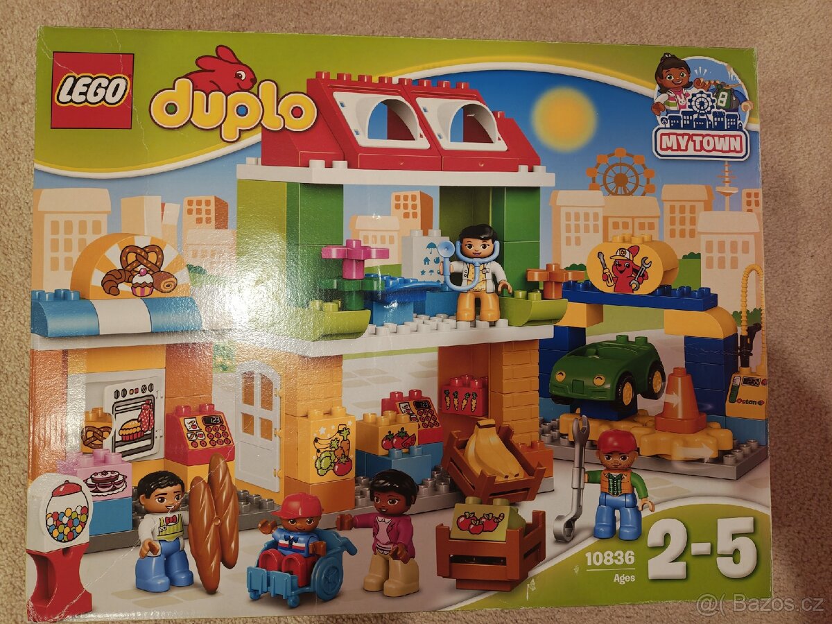 Lego duplo 10836 náměstí