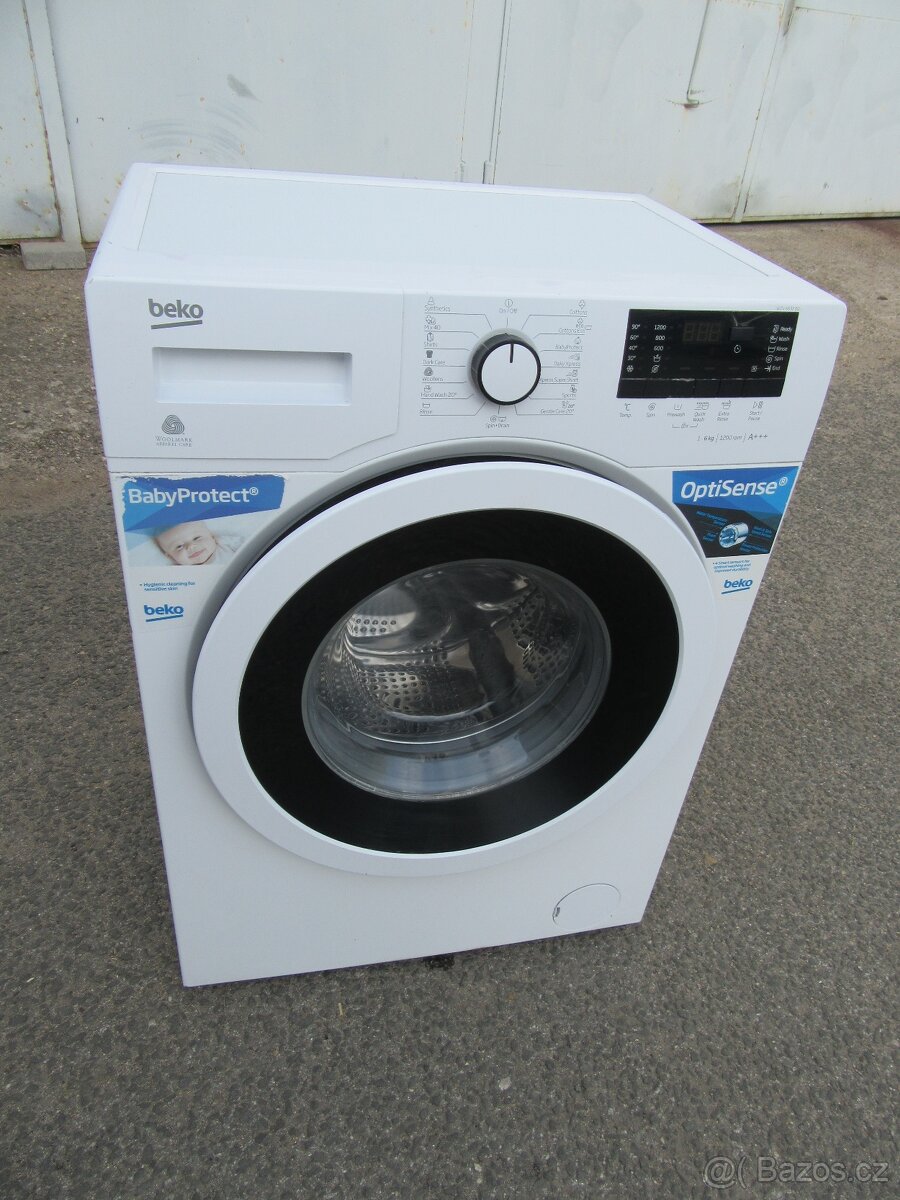 Nabízím pračku Beko. přední plnění na 6 kg prádla. Plně funk