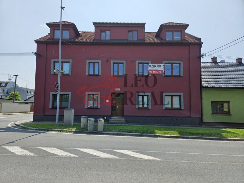 (N366) Podnájem komerčních prostor Nový Jičín