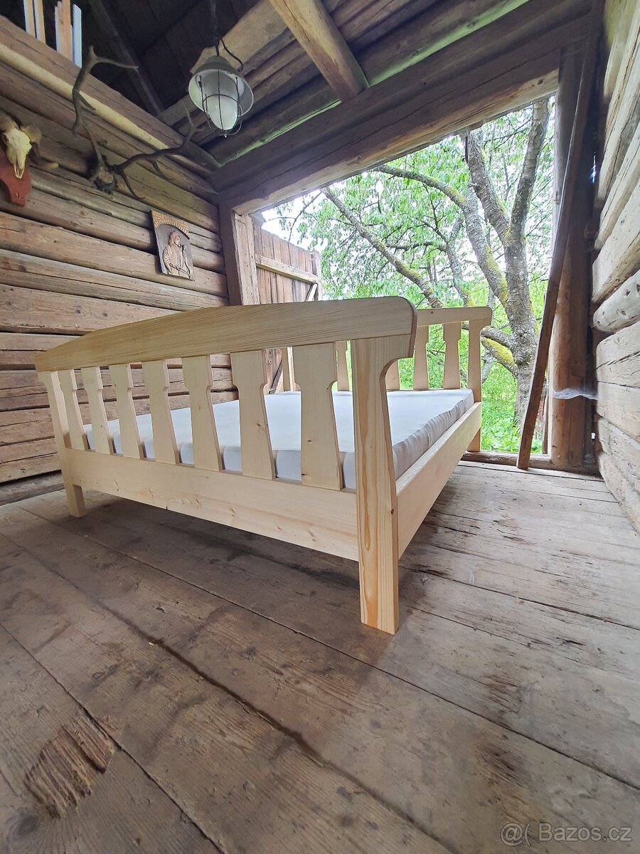 Manželská postel