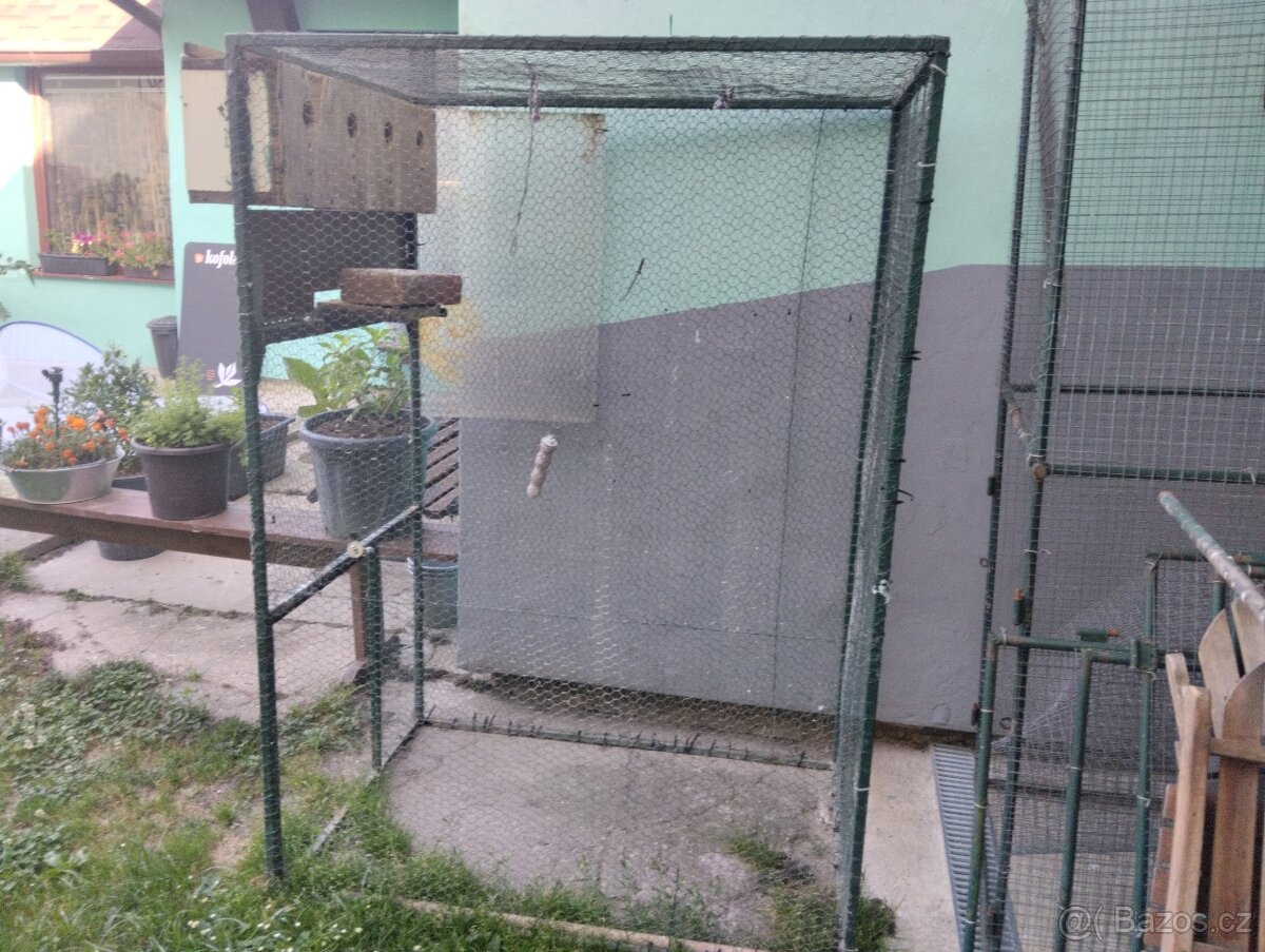 Voliera