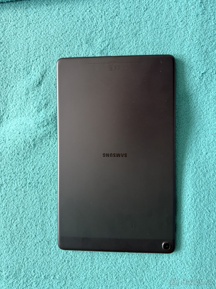 Tablet Samsung s obalem