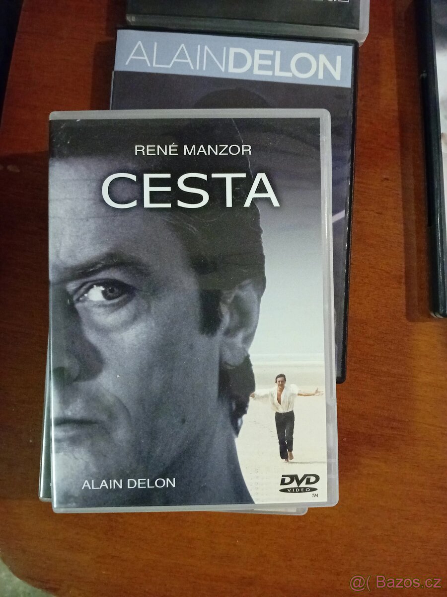 DVD Alain Delon Cesta a Bazén