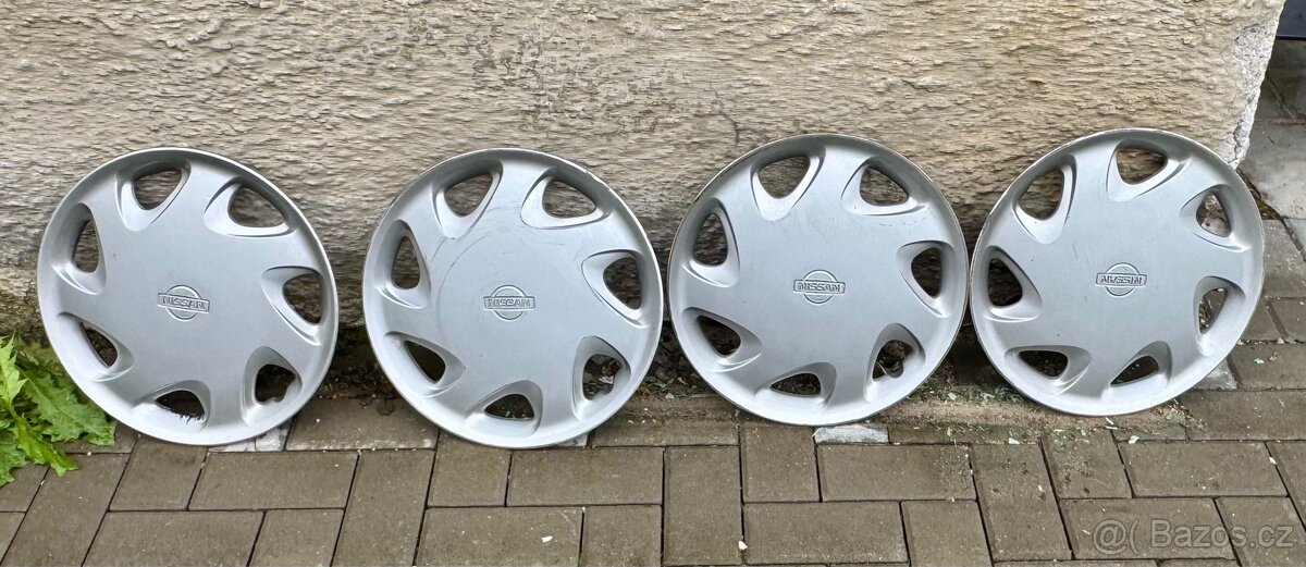 NISSAN DATSUN CHERRY - disky 14”