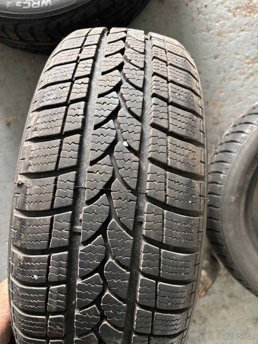 195/55R16 87H