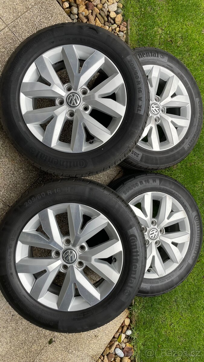 Sada Al kol na VW Touran
