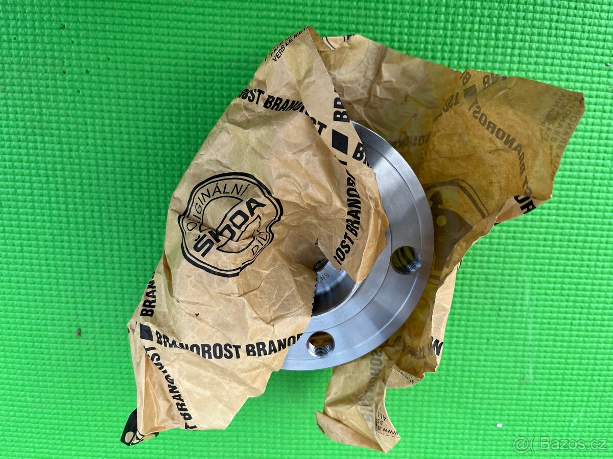 Ložisko předního kola SNR Škoda Fabia