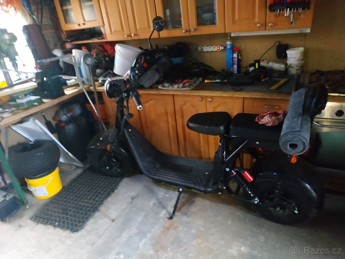 Elektrokolobezka X scooters XT-05 maxi