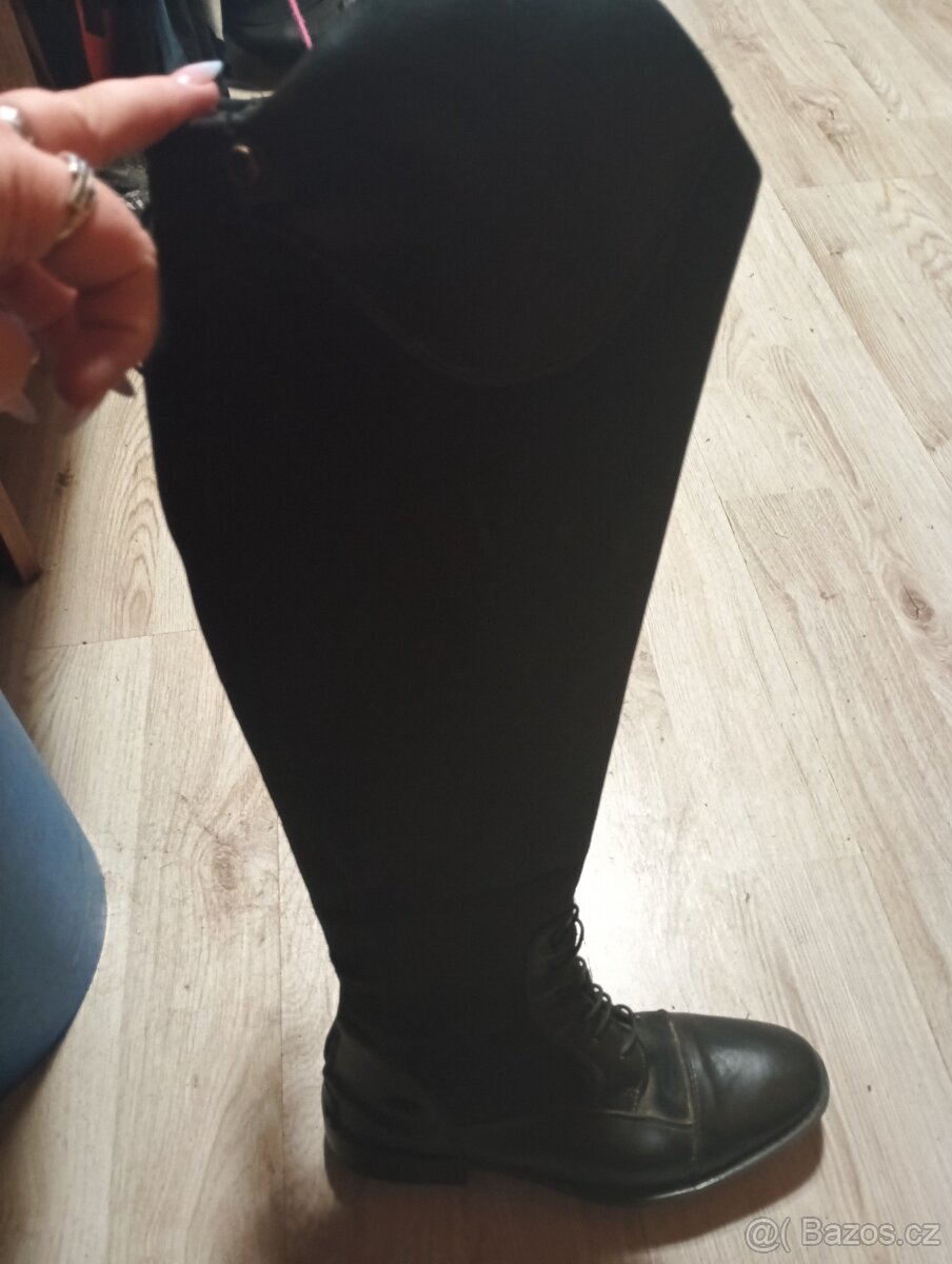 jezdecké vysoké boty