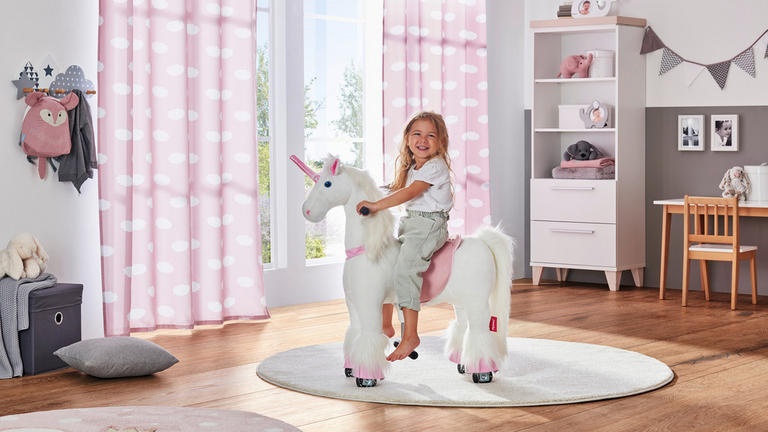 dětský jezdící koník