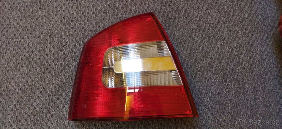 Zadní levé světlo Škoda Octavia