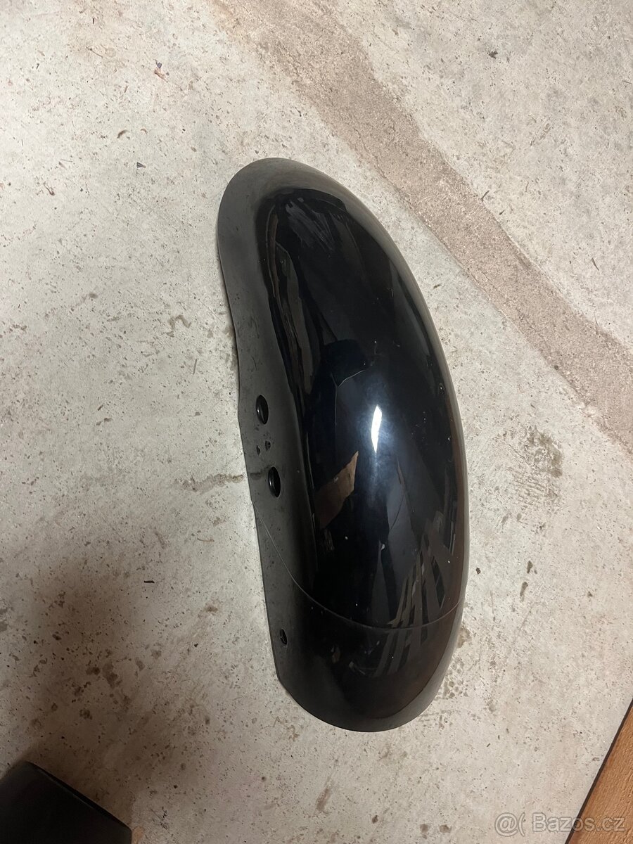 Kawasaki er5 přední blatník