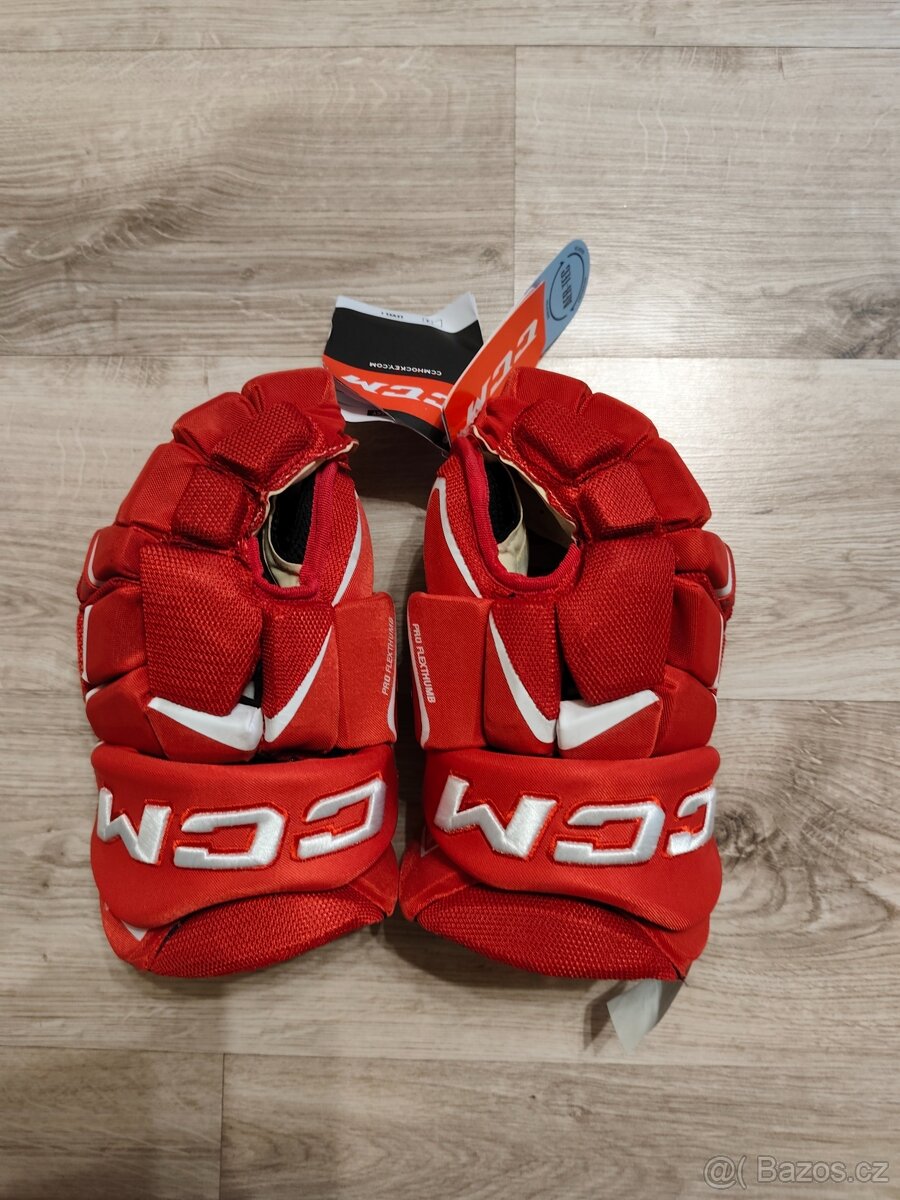 Rukavice CCM jetspeed ft6 pro