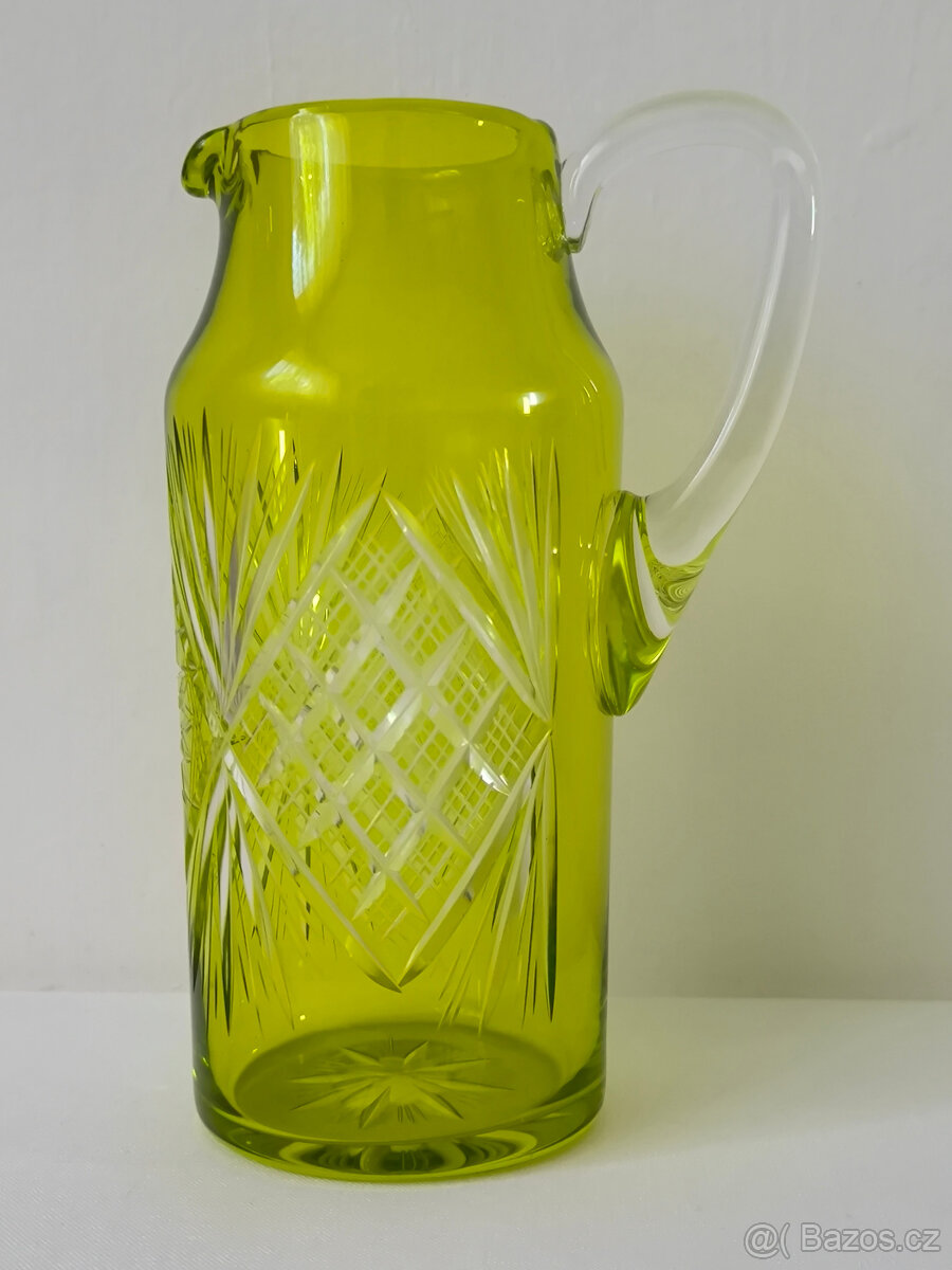 Džbán brouš. žlutý