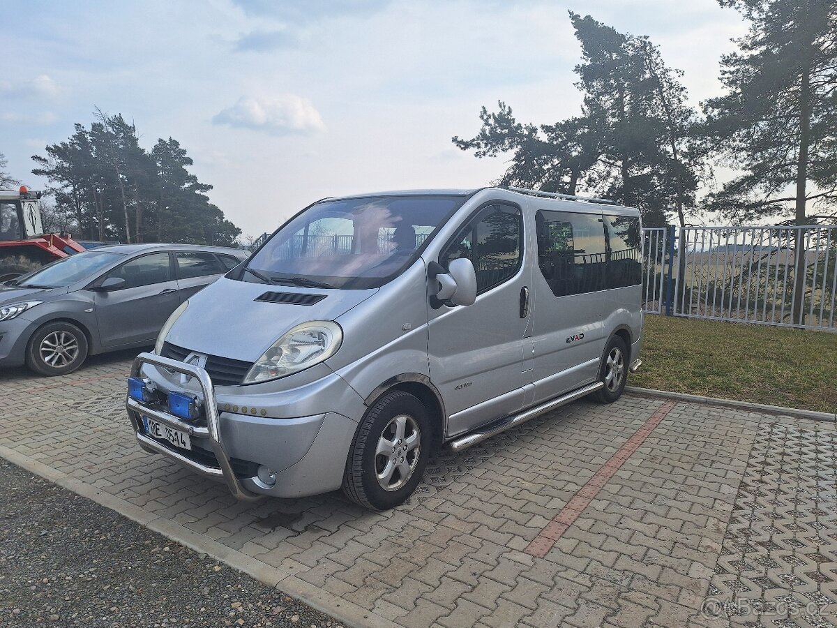 Renault Trafic 2.5 DCI GENERATION