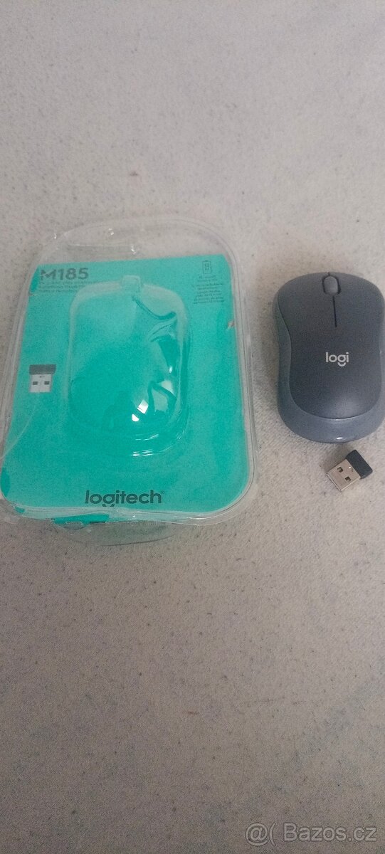Bezdrátová myš Logitech M185 šedá