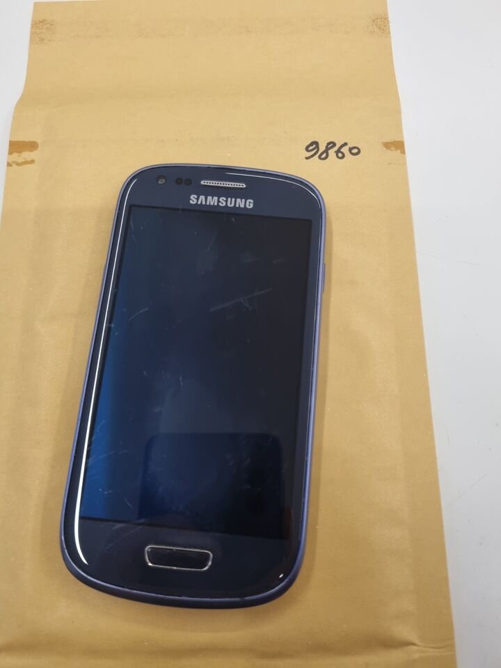 Samsung Galaxy S3 Mini GT-I8200N