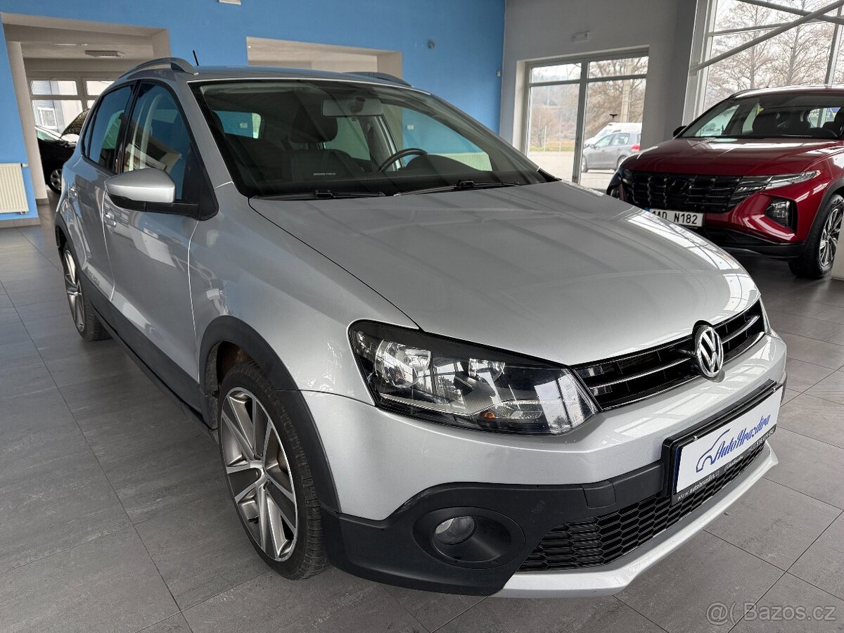 Volkswagen Polo 1,2 CROSS,SERVISKA