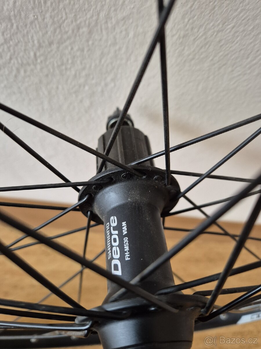 28" Zapletená kola, Shimano DEORE