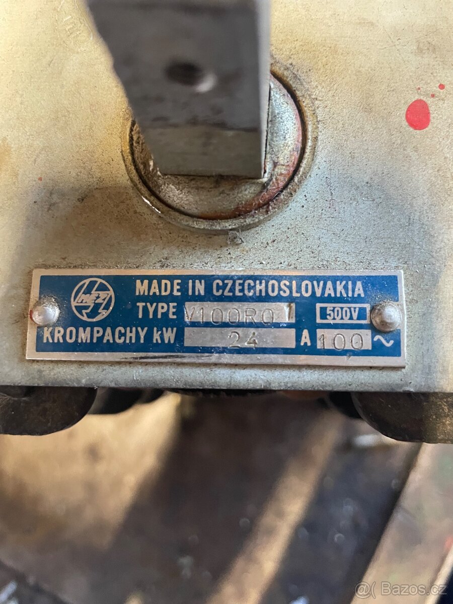 Vypínač