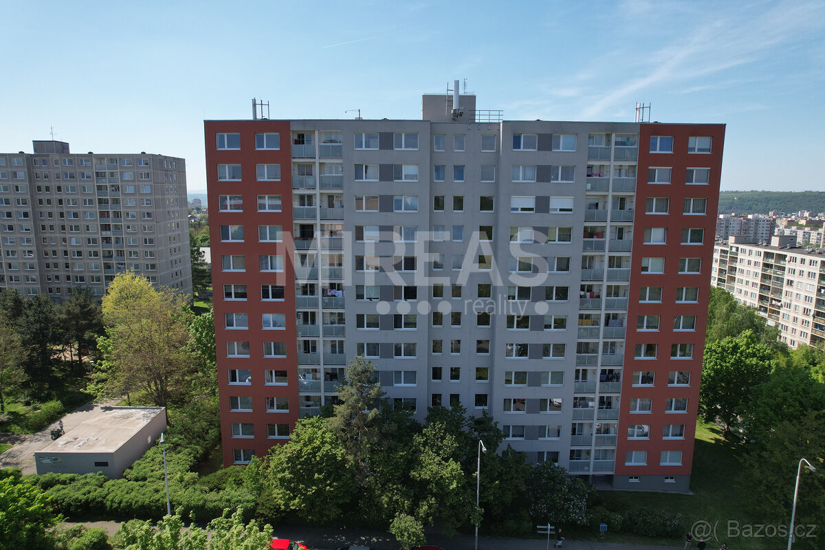 Praha 12 Modřany, pronájem bytu 2 + kk + L, 44 m2, okr. Prah