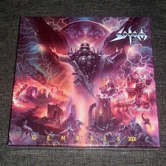 Prodám metalové vinyl boxy ve stavu nové, ceny od 1500,- Kč