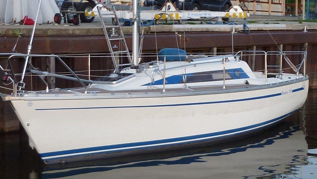 Kajutová plachetnice Bavaria 760 ( vlek s spz)