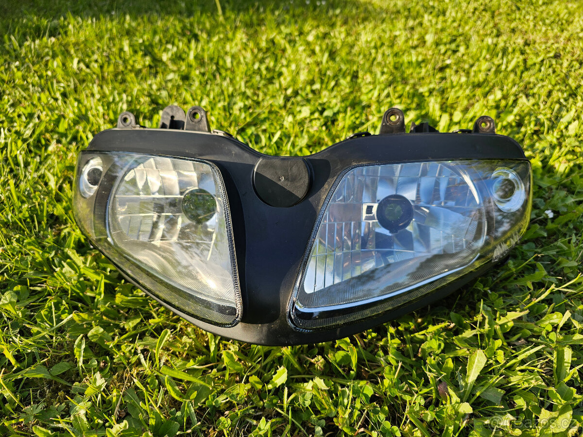 Přední světlomet pro Suzuki SV650S / SV1000S