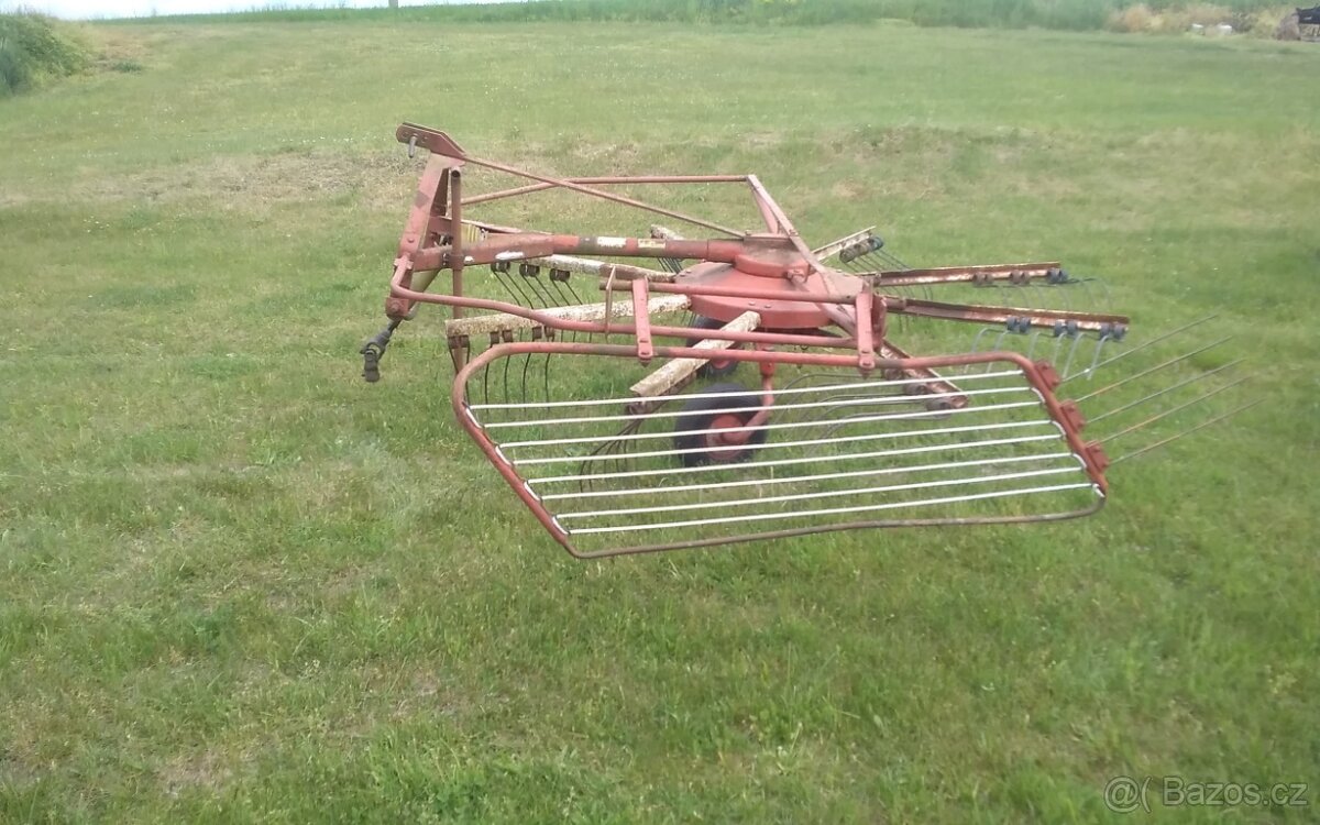 Shrnovač sena Fahr KS80D