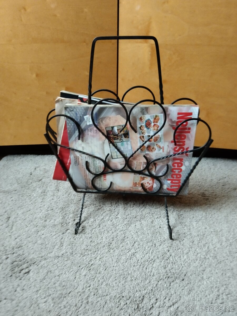 Prodám stojan na casopisy