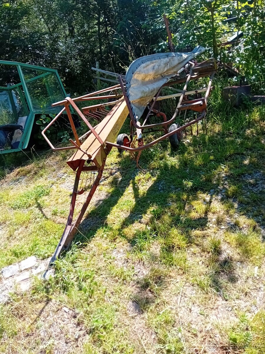 Nahrnovač sena