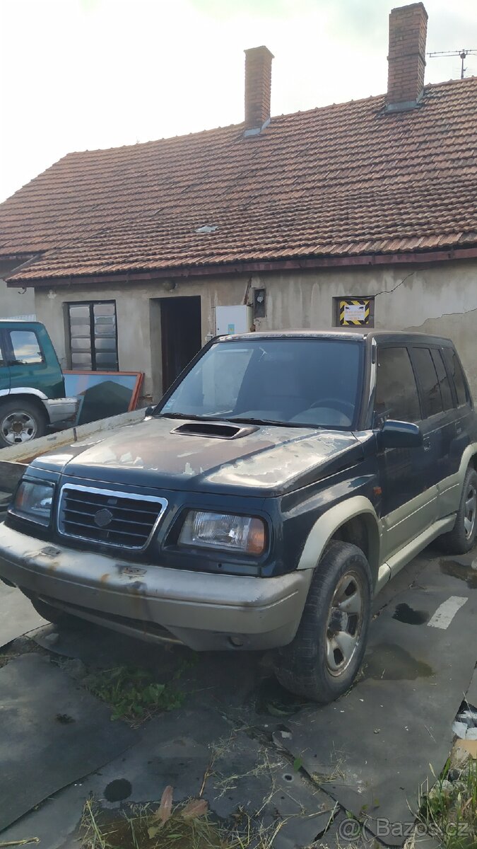 Suzuki Vitara 1