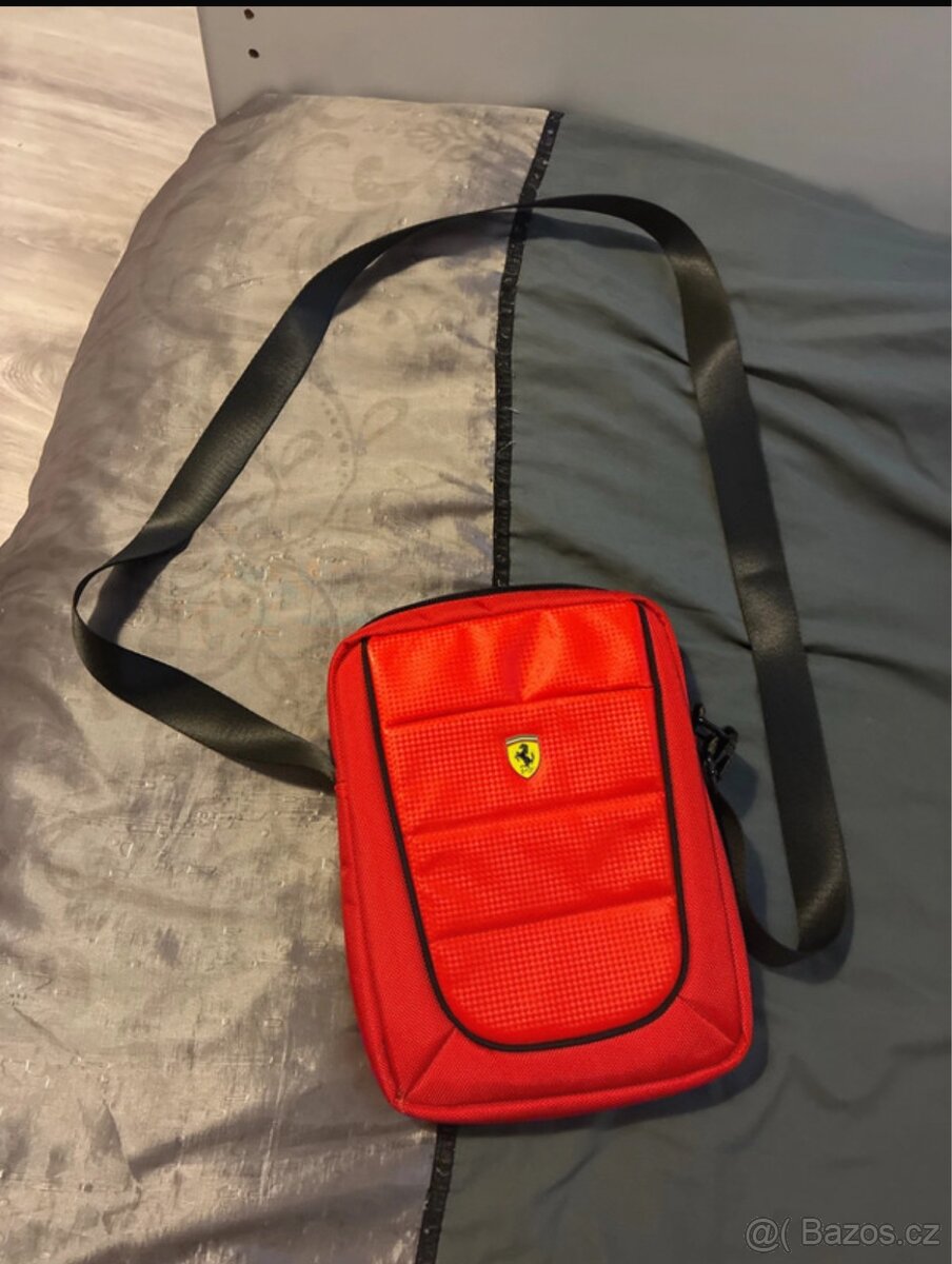 Ferrari taška na tablet