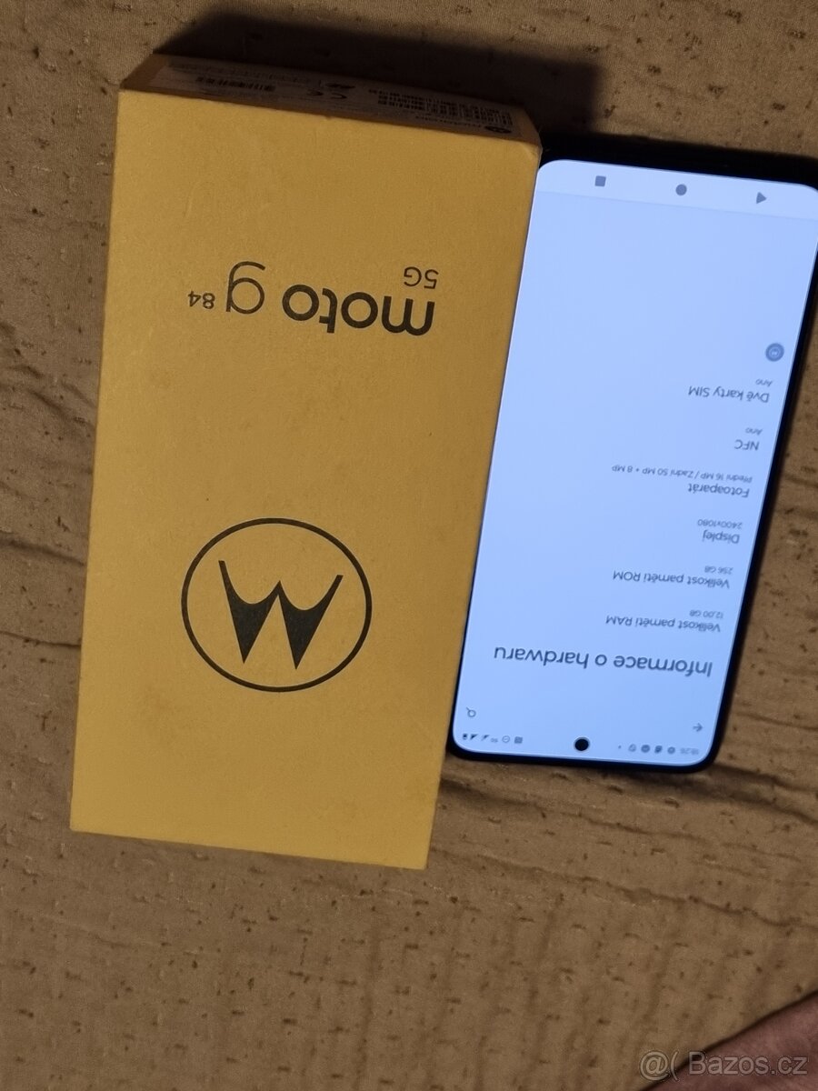 Motorola moto G84 5G 12GB/256GB