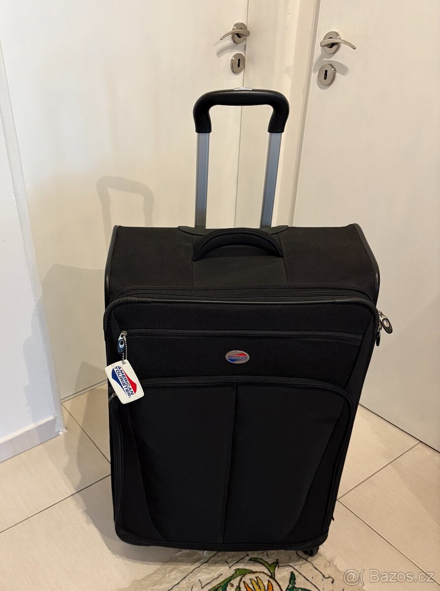 Cestovní kufr American Tourister 80x49x31 cm