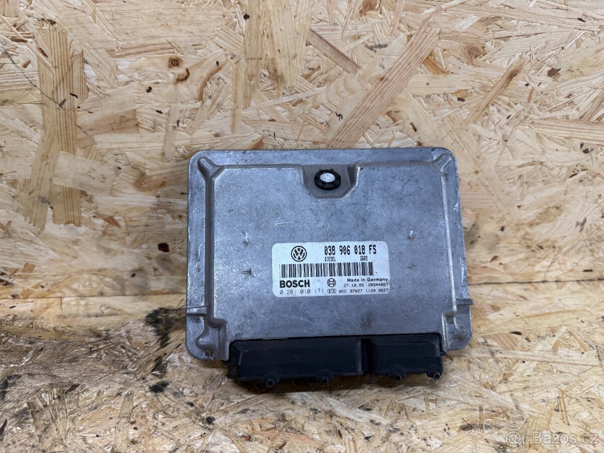 ŘÍDICÍ JEDNOTKA MOTORU 038906018FS