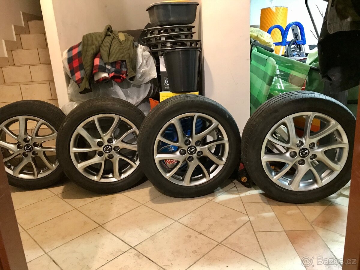 Alu kola Mazda